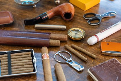 6 Amazing Gift Ideas For Cigar Smokers