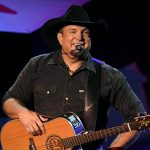 Garth Brooks: Photos of the Country Singer